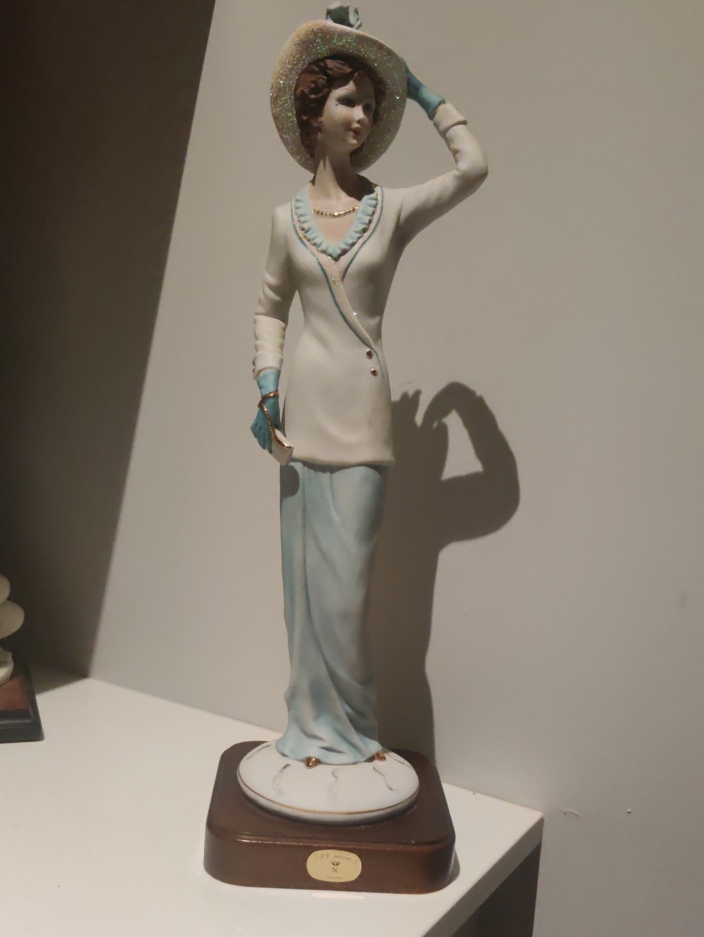 In A Style Of Capodimonte S.V. PORCELAINE d'Arte Created By Vittorio Sabadin...